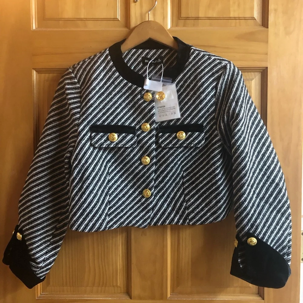 Jacket - Picture 1 of 3